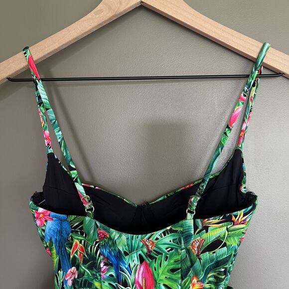 NWT Weworewhat Danielle One Piece Swimsuit Palm Green Size XS Tropical Belted - Picture 13 of 16